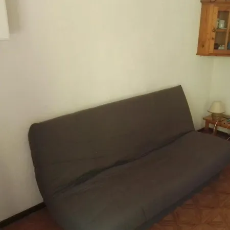 아파트 Studio Tout Confort Au Calme *