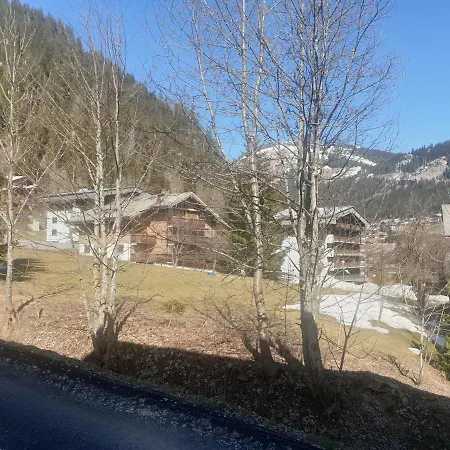 Studio Tout Confort Au Calme Châtel